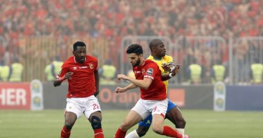 فيديو وصور.. حارس صن داونز يتصدى لصاروخية أزارو ويحافظ على نظافة شباكه