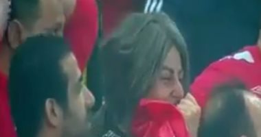 شاهد.. حزن وبكاء الأهلاوية بعد وداع البطولة الأفريقية