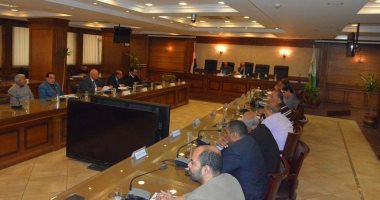 محافظ الجيزة: نستهدف استقبال 133 الف طن أقماح هذا العام ولجان لفحص الصوامع 