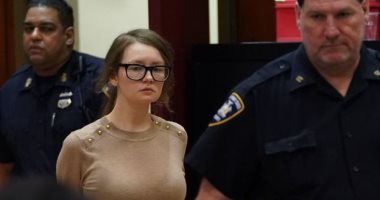 فتاة تنتحل شخصية أنّا دِلفى وتحتال على فنادق وبنوك وشركات أعمال