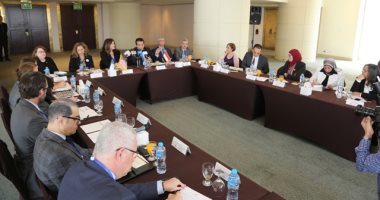 وزير التعليم العالى يبحث آليات التعاون مع وفد من الجامعات الأمريكية