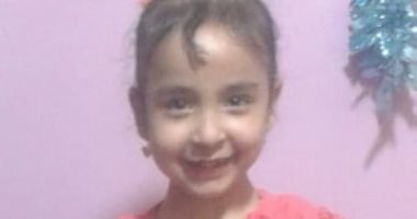أب يستغيث بوزارة الصحة لعلاج طفليه المصابين بضمور فى خلايا المخ