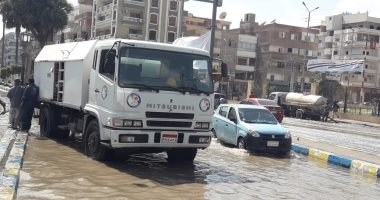 مياه القناة تنهى إصلاحات كسر خط مياه الشيخ زايد أمام مبنى محافظة الإسماعيلية