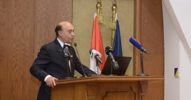 مميش: القناة تحقق أعلى عائد سنوى فى تاريخها 5.7 مليار دولار خلال 2018