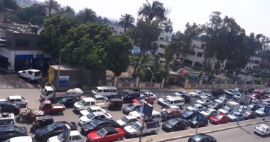 كثافات مرورية بسبب أعمال تطوير واصلاحات بمحور صلاح سالم اتجاه المطار