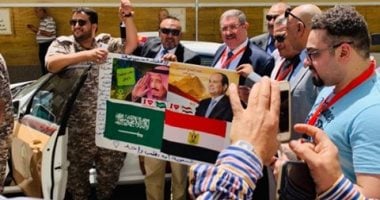 قارئ يشارك بصور مشاركة المصريين بالإستفتاء على تعديل الدستور بالسعودية 