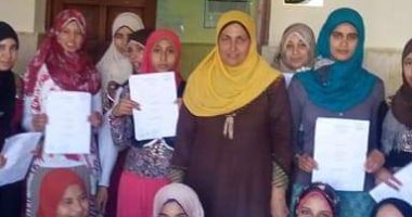 صور.. القومى للمرأة بالوادى الجديد يدشن غرفة عمليات لمتابعة عملية الاستفتاء على الدستور
