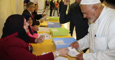 ناخبون بالكويت: مشاركتنا فى الاستفتاء تأتى لاستكمال مسيرة الرئيس فى البناء