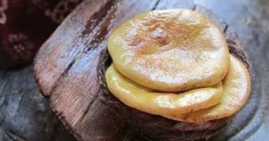 المصغراتية.. أسماء خريجة تجارة بعدت عن الأرقام وأبدعت فى فن المصغرات