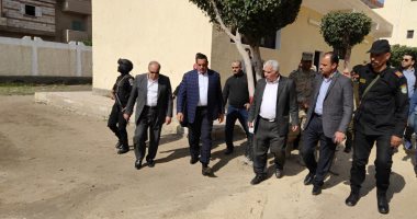 محافظ البحيرة يتفقد لجان الاستفتاء على التعديلات الدستورية