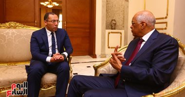 روسيا اليوم تبرز انفراد "اليوم السابع" بحوار رئيس البرلمان حول تعديلات الدستور