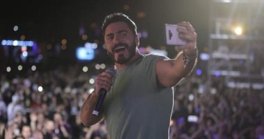 بعد نجاح حفلته بالرياض.. رسالة حب من تامر حسنى لجمهوره فى السعودية