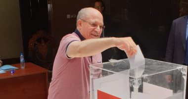 عمليات الهجرة تواصل عملها لليوم الثالث لمتابعة استفتاء المصريين بالخارج