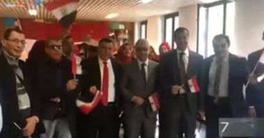 شاهد..احتفاء المصريين بإيطاليا بمشاركتهم فى التصويت على التعديلات الدستورية