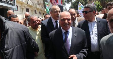 صور..نقيب المعلمين يتقدم مسيرة حاشدة لدعم الاستفتاء على التعديلات الدستورية