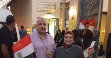 حضور مكثف للشباب والسيدات أمام لجان مدرسة رمسيس بالجمالية