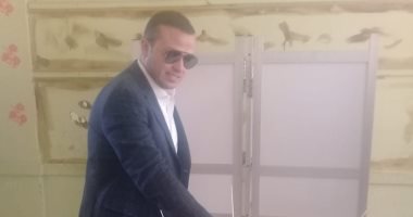 صور.. رجل الأعمال محمد الجارحى يدلى بصوته فى الاستفتاء بأكتوبر