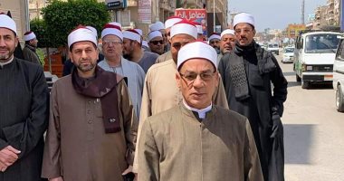 صور.. وكيل أوقاف كفر الشيخ وسط مسيرة الأئمة: المشاركة واجب وطنى وشرعى