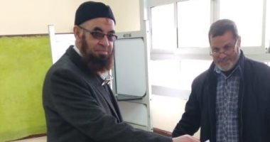 رئيس حزب النور يدلى بصوته فى مسقط رأسه بالبحيرة.. ويدعو لتأييد التعديلات