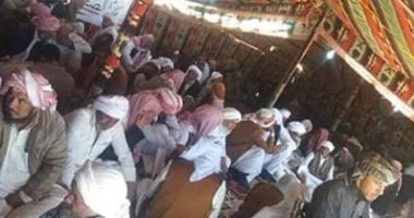 قبائل سيدى برانى بالزى البدوى يشاركون فى الاستفتاء على الدستور.. صور
