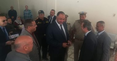 صور.. مدير أمن بنى سويف يتفقد لجان الاستفتاء على التعديلات الدستورية