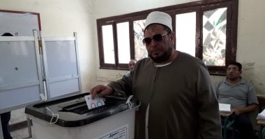 صور.. مشاركة فعّالة لوعاظ الأزهر خلال التصويت على التعديلات الدستورية