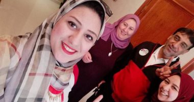 مدرب الرجاء ومدير الكرة بالمحلة يشاركان فى الاستفتاء على الدستور