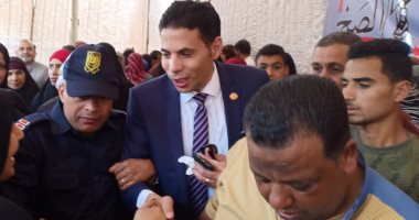 صور.. النائب سعيد حساسين: أول مرة فى حياتى أرى هذا الإقبال فى الاستفتاء 