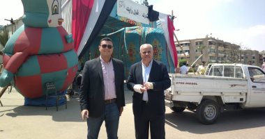 رئيس جهاز 6 أكتوبر يدلى بصوته فى الاستفتاء على التعديلات الدستورية