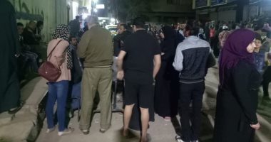 صور.. استمرار توافد الناخبين على لجان الاستفتاء بعين شمس وعزبة النخل