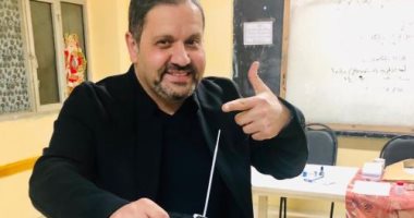 إدوارد: مسلسل "حواديت الشانزليزيه" يعود بالمشاهدين إلى الخمسينات