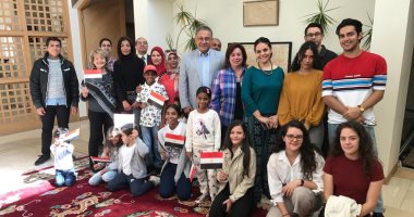 لليوم الثانى على التوالى.. يواصل المصريون باستراليا التصويت فى الاستفتاء على الدستور