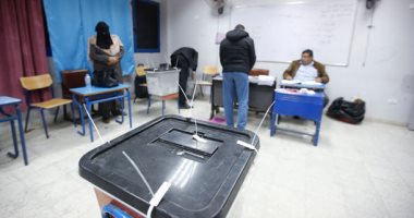 المصريون بالكويت يبدأون التصويت فى اليوم الأخير للاستفتاء على تعديلات الدستور