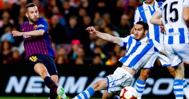مواجهة ريال سوسيداد ضد برشلونة وتأهل مانشستر سيتي تتصدر صحف أوروبا