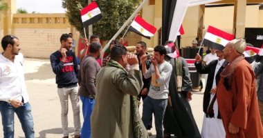 إدارات الجيزة التعليمية توفر أتوبيسات لنقل المعلمين إلى لجان الإستفتاء