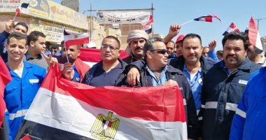 بالمزمار البلدى.. الوافدون بالإسكندرية يتوجهون إلى اللجان للمشاركة بالاستفتاء