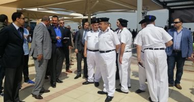 مدير أمن مطار القاهرة يتفقد تأمين اللجان بميناء القاهرة الجوى.. صور 