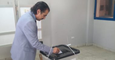 صور.. عصام شلتوت يدلى بصوته فى الاستفتاء على تعديل الدستور