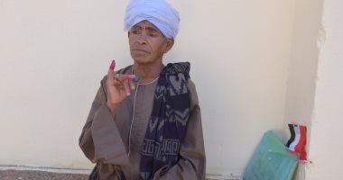 صور.. الحاجة "صيصة" تصوت على تعديل الدستور: "بدعم الريس حبيبي"