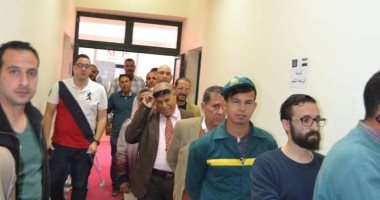 إقبال كبير على مقر الاستفتاء علي التعديلات الدستورية بمدينة الإنتاج الإعلامى 