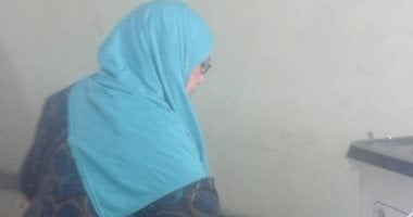 صور. . أهالى إمبابة يواصلون التوافد على اللجان فى اليوم الثانى للاستفتاء