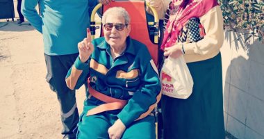 الجيزة توفر سيارة لنقل مواطن من مسكنه بميت عقبة للجنته بإمبابة للإدلاء بصوته