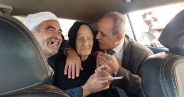 مسنة 105 أعوام بالقليوبية تدلى بصوتها فى الاستفتاء على التعديلات الدستورية