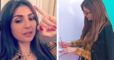 سمر يسرى تدلى بصوتها فى الاستفتاء.. وتؤكد: "انزل وشارك وأعمل الصح"