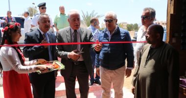 محافظ جنوب سيناء يفتتح كوبرى مجرى السيل الجنوبى وسوبر ماركت أهلا رمضان