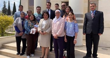صور.. المصريون بقبرص يشاركون فى استفتاء التعديلات الدستورية