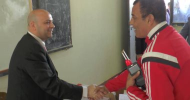 صور.. ناصر عباس يدلى بصوته فى الاستفتاء على التعديلات الدستورية
