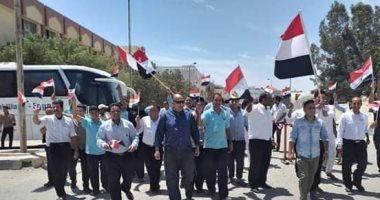 صور.. طوابير أمام اللجان بمرسى علم.. وإقبال للسيدات بأسوان