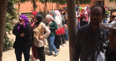 صور.. تزايد أعداد المواطنين للتصويت فى الاستفتاء على تعديلات الدستور بالزمالك