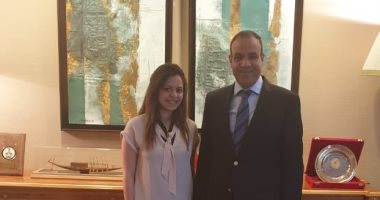 صور.. تواصل التصويت بألمانيا والسفير يشيد بالمشاركة المتميزة بأخر يوم استفتاء